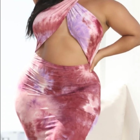 Fashion Nova Dress - Picture 2 of 3